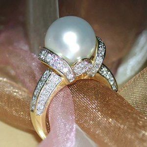 NEW Yellow Gold Pearl Diamond Ring